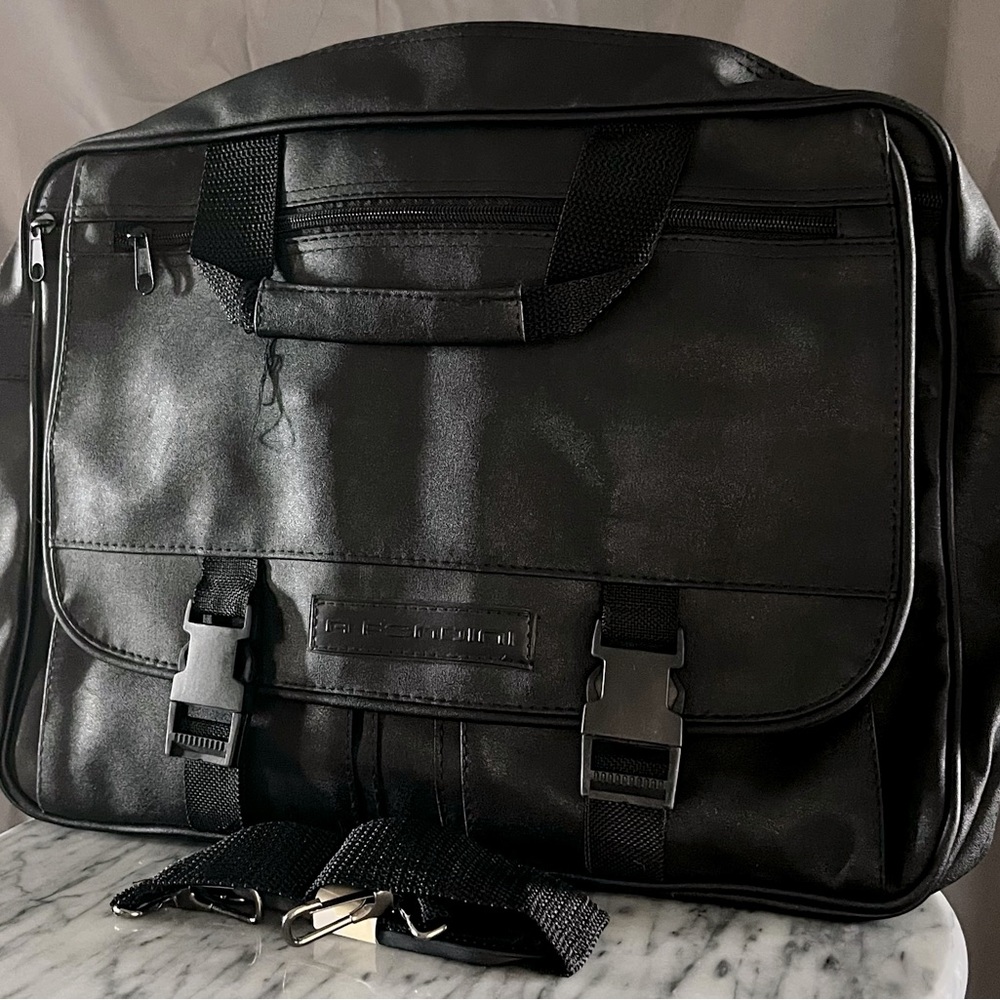 Classic unisex Vintage Business Briefcase With Adjustable Shoulder Strap